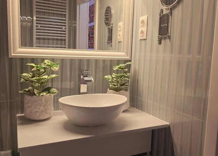 아파트 Evita Apartman Hajduszoboszlo Szeptember 1 - Majus 31